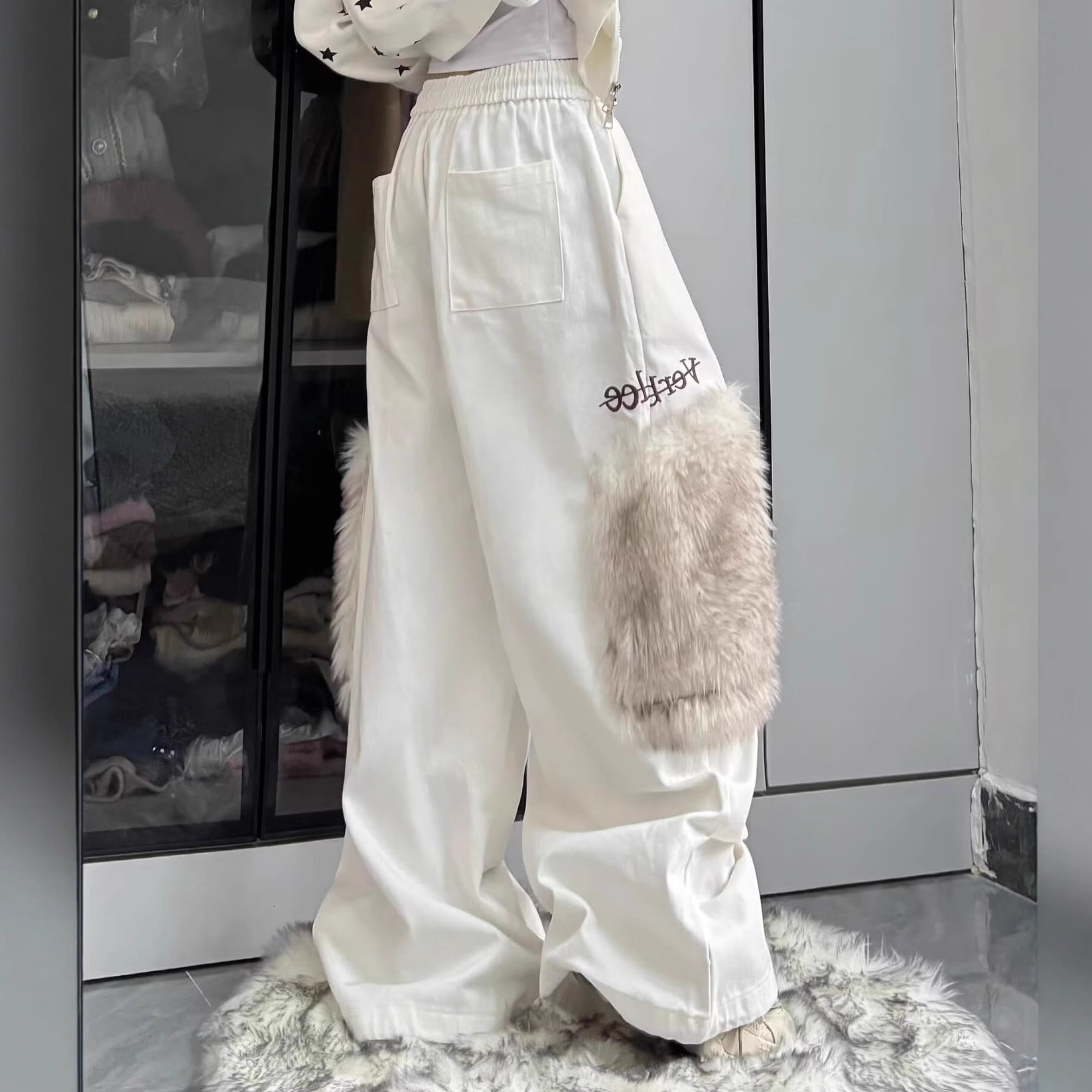 White Fleece-Trimmed Casual Pants with Pockets - White - 2XL - image 1