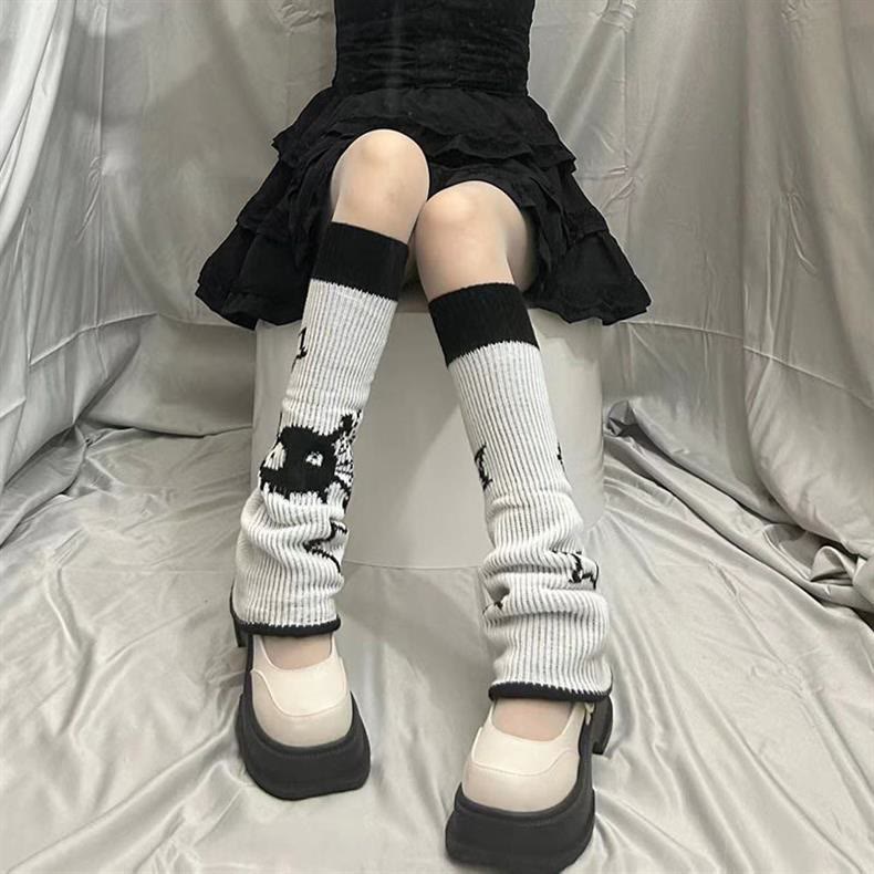 Halloween Skull Slouch Socks - image 3