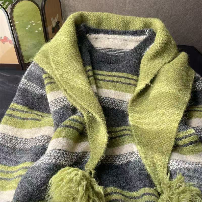 Vintage Triangle Scarf Knit Top - image 4