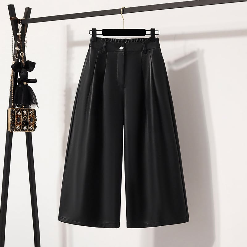 Plus Size Faux Leather Capri Pants - Black - 4XL - image 10