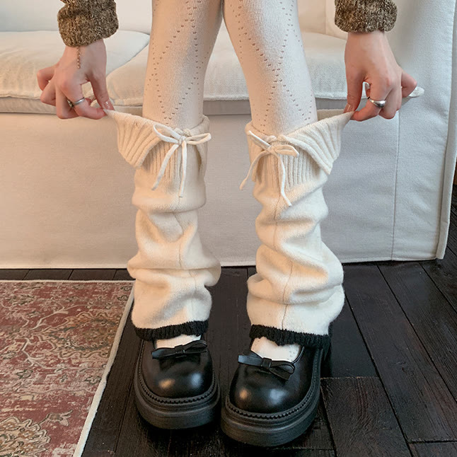 Sweet Bow Knit Slouch Socks - image 6