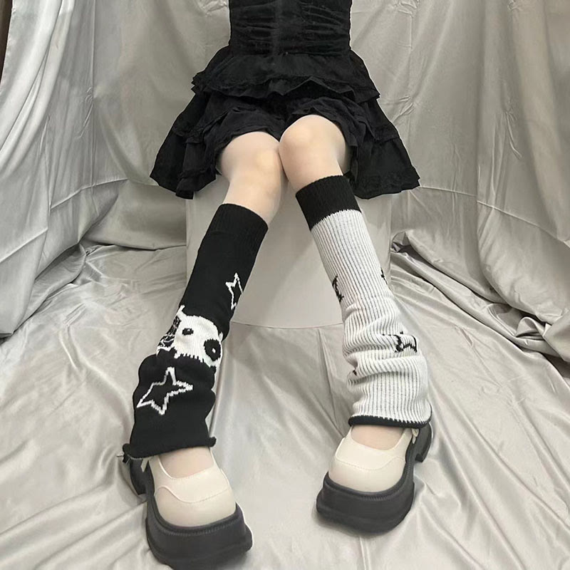 Halloween Skull Slouch Socks - image 5