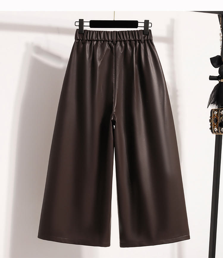 Plus Size Faux Leather Capri Pants - image 4