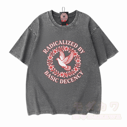 RADIKALISIERT DURCH GRUNDLEGENDE ANSTÄNDIGKEIT Taubengrafik Modakawa Vintage Washed 100% Baumwoll-T-Shirt - Grau - 5XL - image 10
