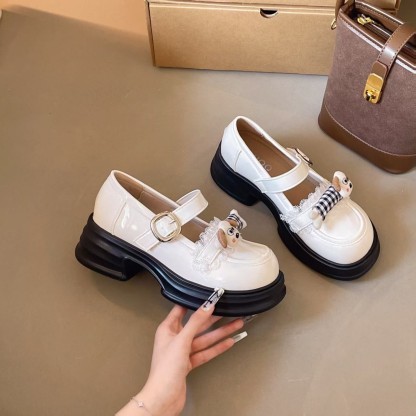 Niedliche Mary Jane Plateau-Schuhe mit Cartoon-Hund - image 10