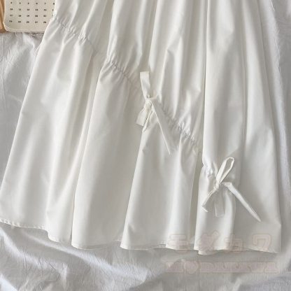Unregelmäßiges Oberteil mit Schleife, passender Rock, Outfit - image 8