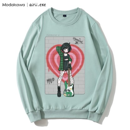 MODAKAWA X airii.exe CHEMICAL Sweatshirt mit Rundhalsausschnitt und Buchstabendruck „Gitarrenmädchen“ - Green - 5XL - image 1