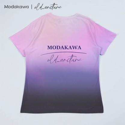 MODAKAWA X old_arcture T-Shirt mit Farbverlauf und Buchstabendruck für Mädchen - image 2