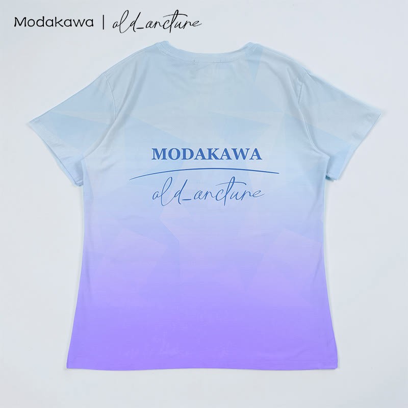 MODAKAWA X old_arcture T-Shirt mit Farbverlauf und Blaubeerkuchen-Buchstabendruck - image 2