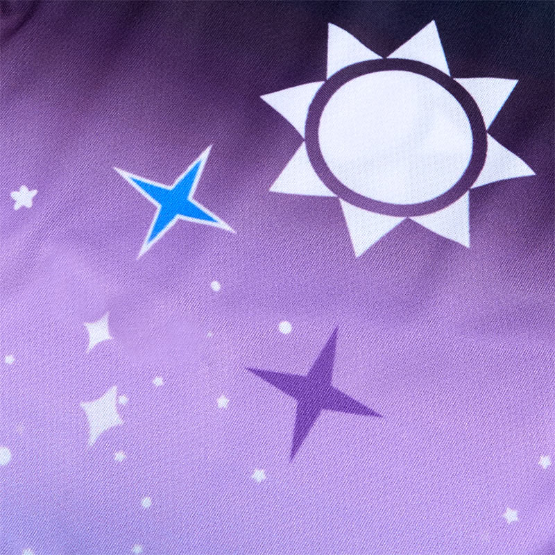 Modakawa Shorts mit Farbverlauf, Sonnenstern- und Buchstabenprint - image 2