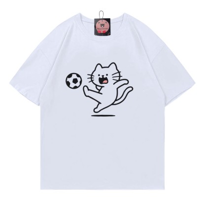 T-Shirt mit Katzenmotiv beim Fußballspielen - White - 5XL - image 3