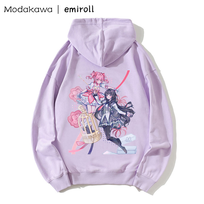 MODAKAWA X emiroll – Lockerer Hoodie mit Madoka-Homura-Print - image 1