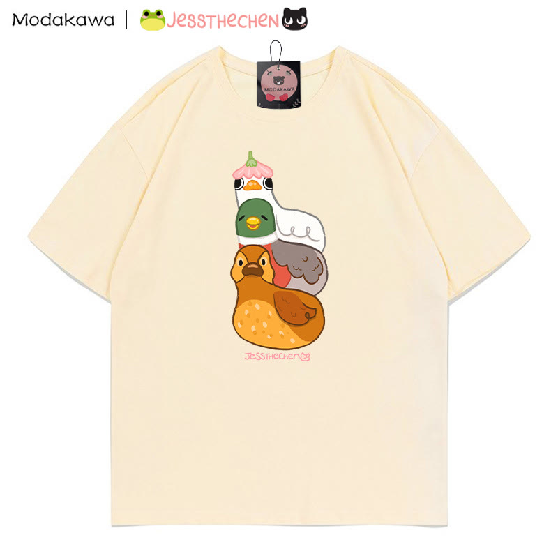 MODAKAWA X jessthechen Stacked Ducklings Grafik-T-Shirt - Apricot - 5XL - image 1