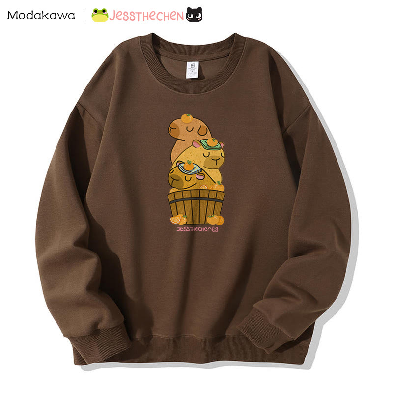 MODAKAWA X jessthechen Sweatshirt mit gestapeltem Capybaras-Grafik - Brown - 5XL - image 1