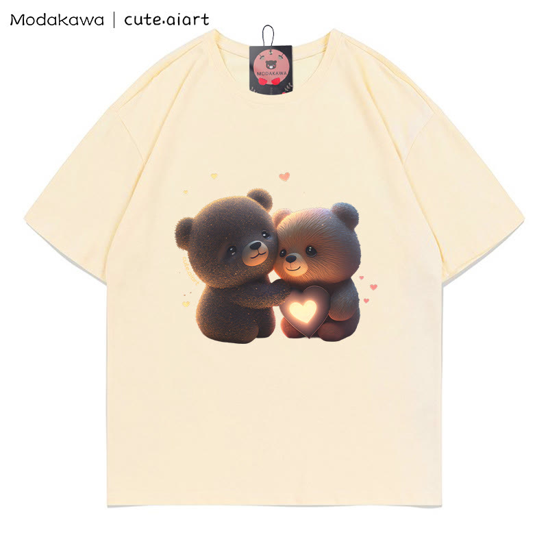 T-Shirt mit dem Aufdruck „Zwei kuschelnde Bären“ - Apricot - 5XL - image 2