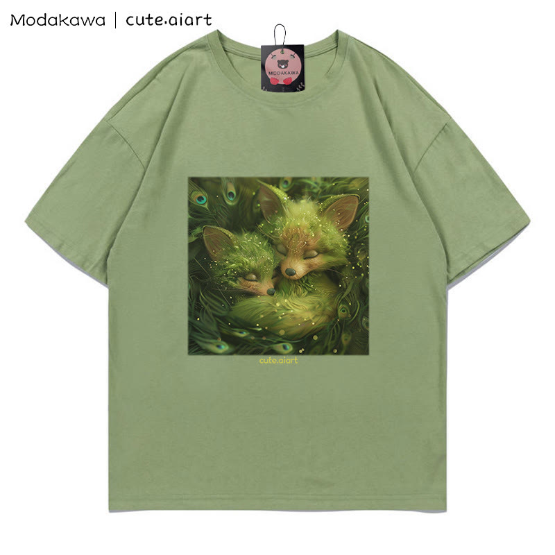 Zwei kuschelnde Füchse Grafik-T-Shirt - Green - 5XL - image 1