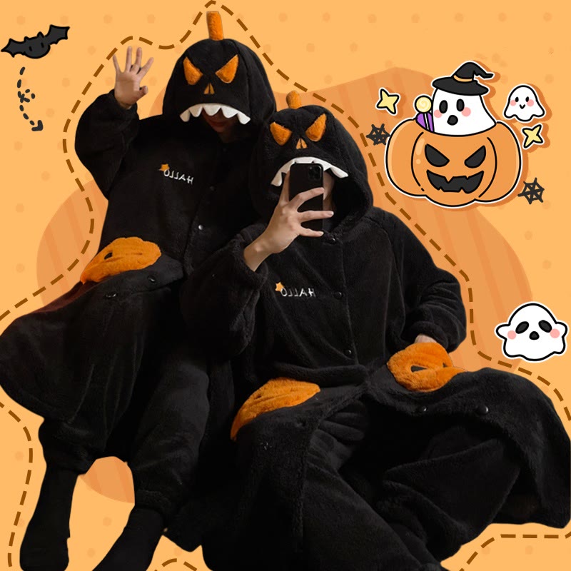 Halloween-Pyjama-Set mit Kapuze und Kürbis-Plüsch - image 1