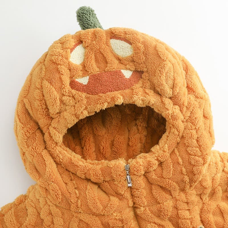 Halloween-Pyjama-Set mit Kapuze und Kürbisprägung aus Plüsch - image 2