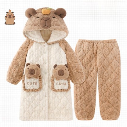 Capybara Plüsch-Pyjama-Set mit Kapuze - image 1