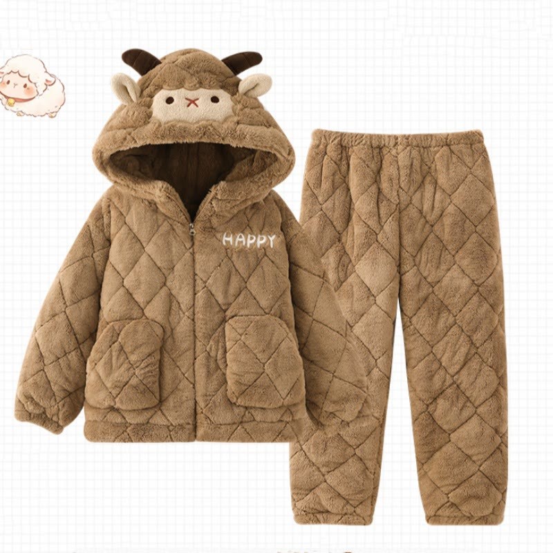 Pyjama-Set mit Kapuze und Lammplüsch - image 1