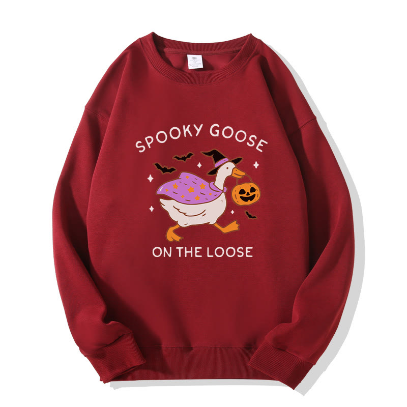 Gruselige Gans auf freiem Fuß – Hexengans mit Kürbis – Halloween-Grafik – Rundhals-Sweatshirt - Wine Red - 5XL - image 2