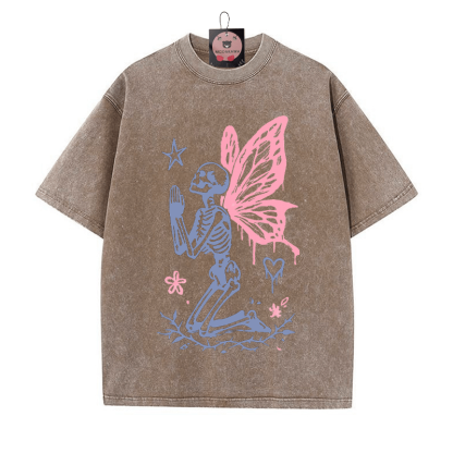 Betendes Skelett mit Schmetterlingsflügeln Grafik Unisex Vintage Washed T-Shirt - Braun - 5XL - image 1