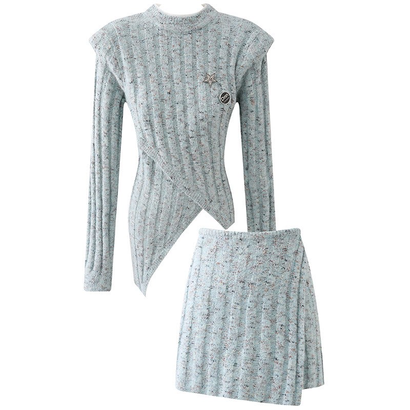 Strick-Oberteil mit unregelmäßiger Brosche, Schulterpolstern, passendem Rock und Outfit - Set - L - image 1