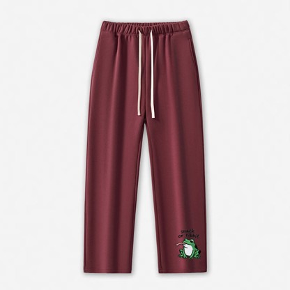 SNACK OR RIBBIT Frosch-Grafik-Freizeithose - Dark Red - 5XL - image 9