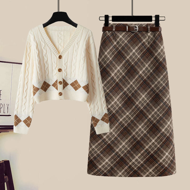 Strickjacke, Gürtel, Karorock, passendes Outfit - Set A - XL - image 1