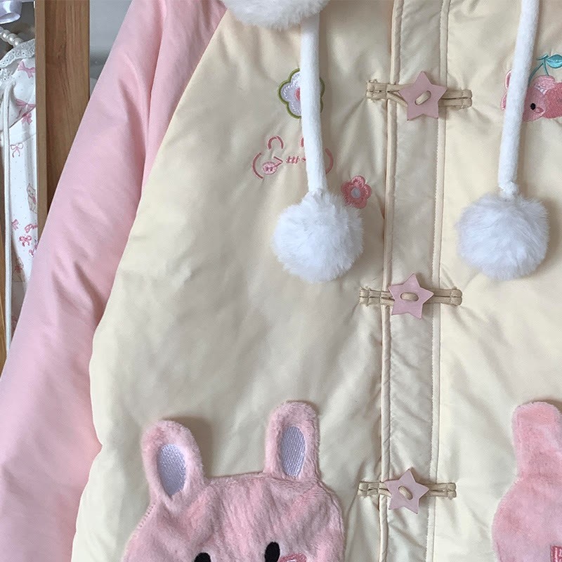 Pufferjacke mit Kapuze und Farben mit Hasenohren - image 3