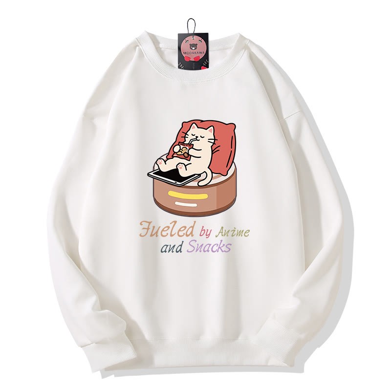 FUELED BY ANIME AND SNACKS: Lazy Cat Grafik-Sweatshirt mit Rundhalsausschnitt - White - 5XL - image 1