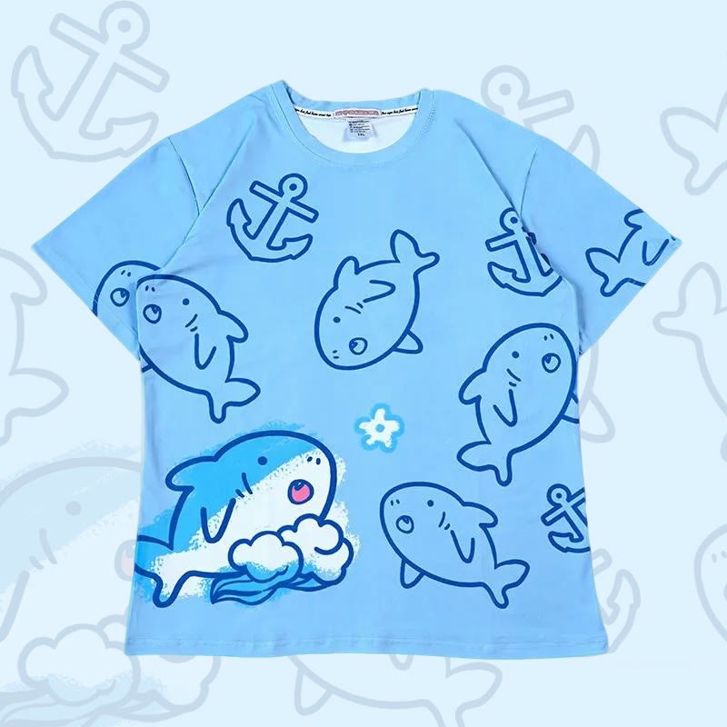 Modakawa-T-Shirt mit Hai-Print - Blue - 5XL - image 1