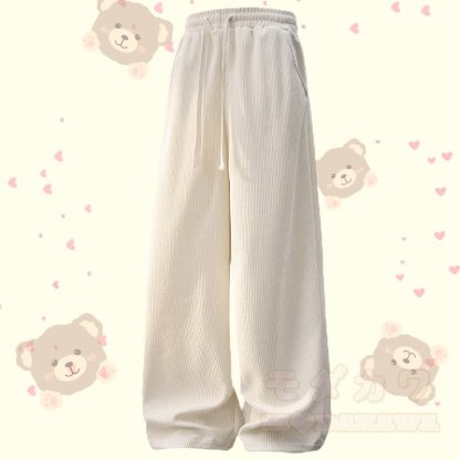 Zweiteiliges Set: Strickpullover mit Bärenmotiv, Hose mit Taschen - image 4