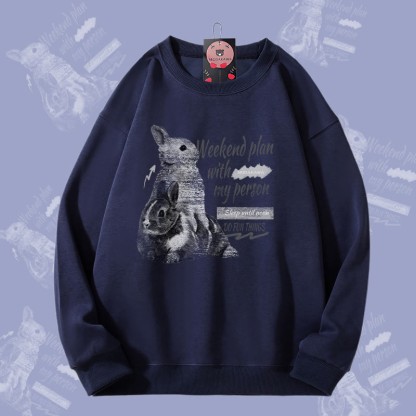 MODAKAWA WOCHENENDPLAN MIT MEINER PERSON Hasenmotiv Unisex-Sweatshirt - Purplish Blue - 5XL - image 2