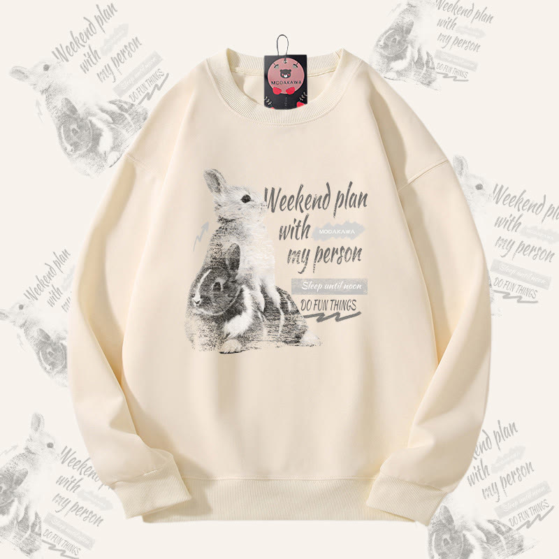 MODAKAWA WOCHENENDPLAN MIT MEINER PERSON Hasenmotiv Unisex-Sweatshirt - Beige - 5XL - image 1