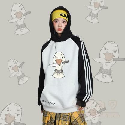 MODAKAWA Kapuzenpullover mit Goose- und Messermotiv, Farben -Design, Fleece-gefüttert - image 1