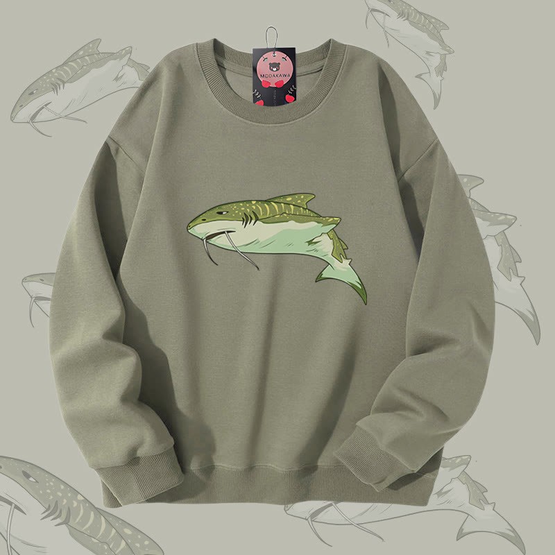MODAKAWA Unisex-Sweatshirt mit Schnurrbart-Hai-Motiv - Light Khaki - 5XL - image 1