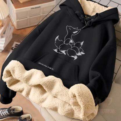 MODAKAWA Winter-Hoodie mit Mystic-Neunschwanzfuchs-Motiv und dickem Fleecefutter - Schwarz - 2XL - image 1