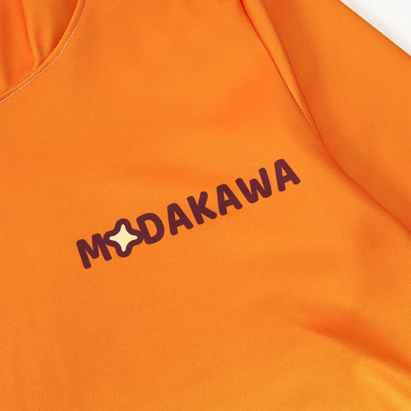 MODAKAWA Kapuzenpulloverkleid mit Fuchs-Farbverlauf und Seitentaschen - image 3