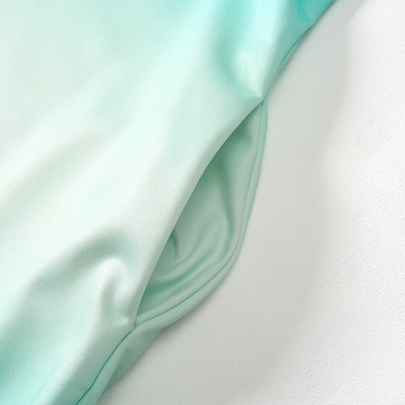 MODAKAWA Kapuzenpulloverkleid mit Farbverlauf und Seitentaschen - image 4