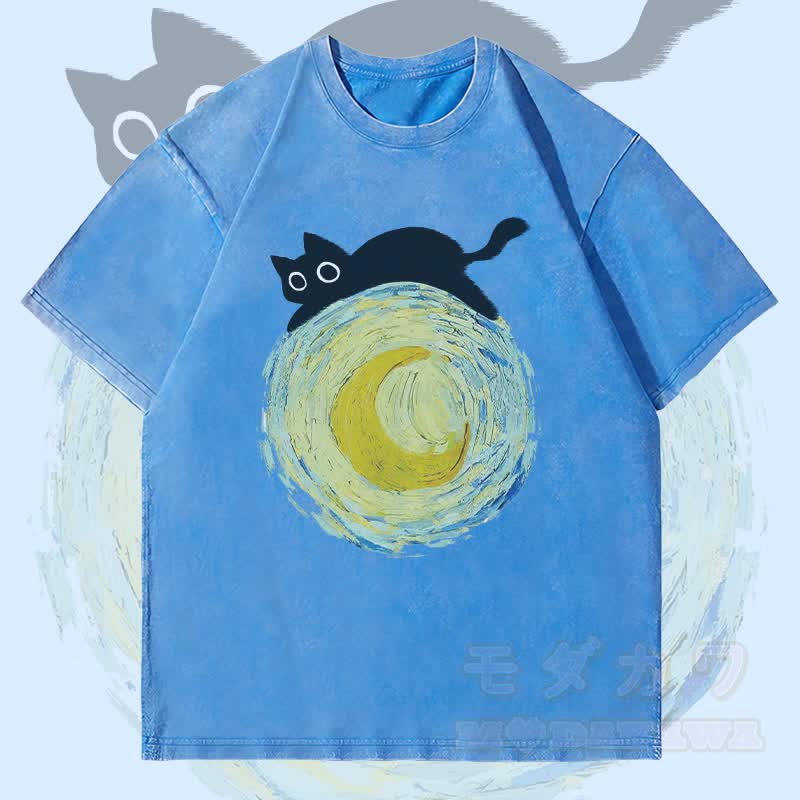 MODAKAWA Schwarze Katze auf dem Mond Grafik Unisex Vintage Washed T-Shirt - Blau - 4XL - image 1