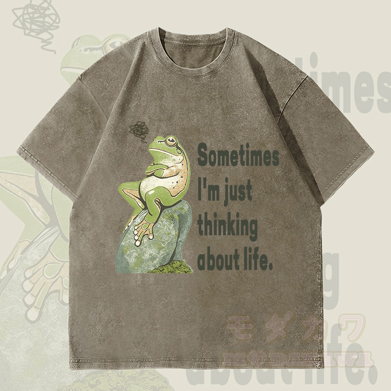 MODAKAWA Thinking Frog Grafik Unisex Vintage Washed T-Shirt - Armeegrün - 4XL - image 1