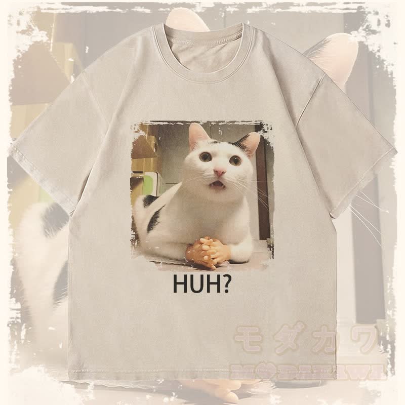 MODAKAWA HUH Verwirrte Katze Grafik Unisex Vintage Washed T-Shirt - Beige - 4XL - image 2