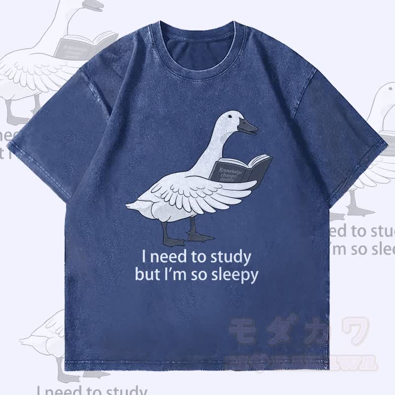 MODAKAWA ICH MUSS LERNEN, ABER ICH M SO MÜDE Gänse-Grafik Unisex Vintage Washed T-Shirt - Dunkelblau - 4XL - image 2