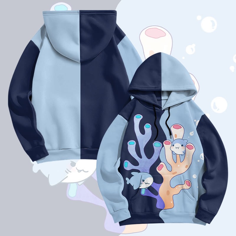 MODAKAWA Pullover-Hoodie mit Hai-Motiv, das zwischen Korallen schwimmt (Allover-Print) - Dark Blue&Blue - 8XL - image 1