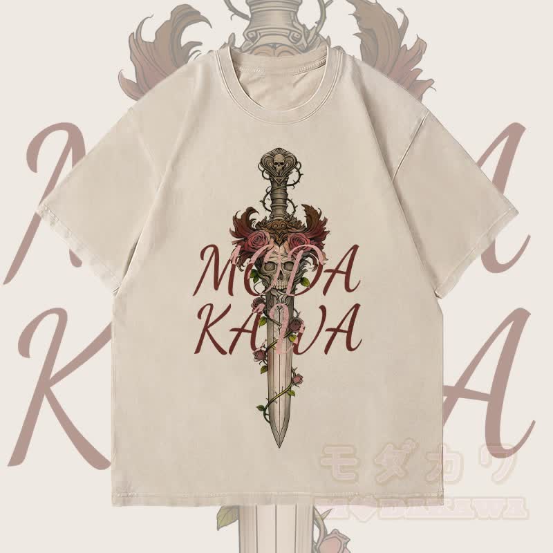 MODAKAWA Gothic Totenkopf-Rosenschwert-Grafik Unisex Vintage Washed T-Shirt - Beige - 4XL - image 2