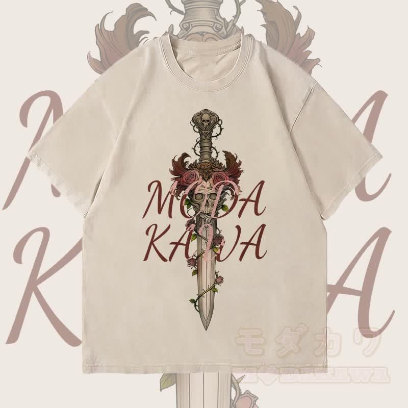 MODAKAWA Gothic Totenkopf-Rosenschwert-Grafik Unisex Vintage Washed T-Shirt - Beige - 4XL - image 2