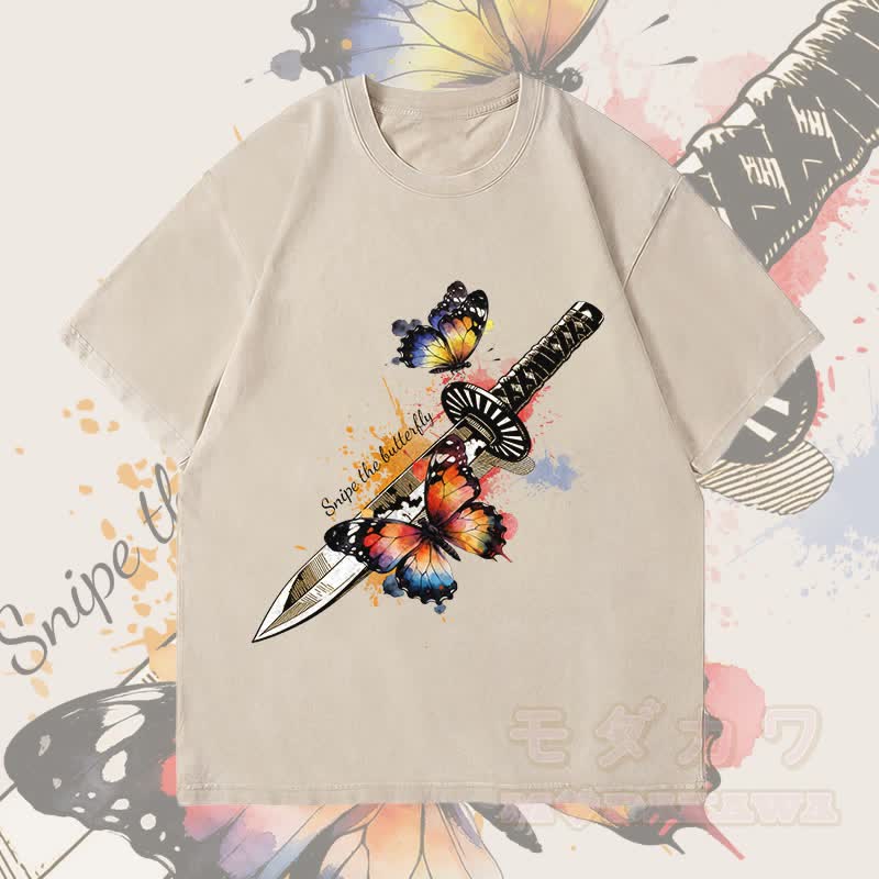 MODAKAWA Schmetterlingsschwert-Grafik Unisex Vintage Washed T-Shirt - Beige - 4XL - image 1