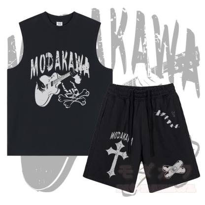 MODAKAWA Ärmelloses T-Shirt mit Gitarrenschädel-Motiv, Shorts mit gekreuzten Bandagen-Motiven und Kordelzug – Zweiteiliges Set - Schwarz - 2XL - image 1