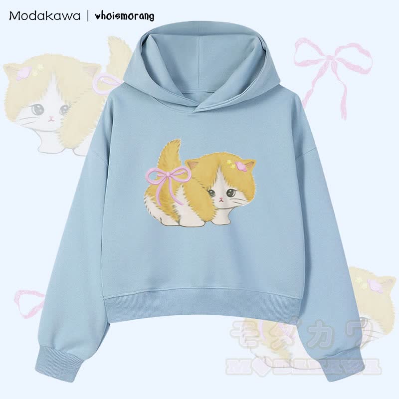 MODAKAWA X whoismorang Bow Tail Cat Graphic Cropped Cotton Hoodie - Blau - 3XL - image 1